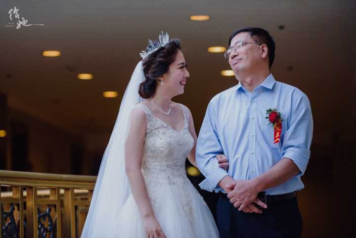 女儿出嫁时,父亲的心情是怎样的?
