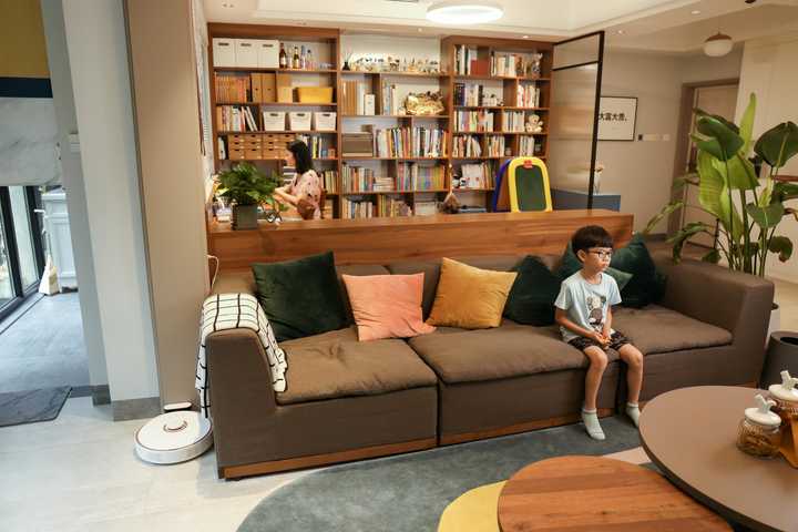 装修将客厅,餐厅,书房三合一可行吗?